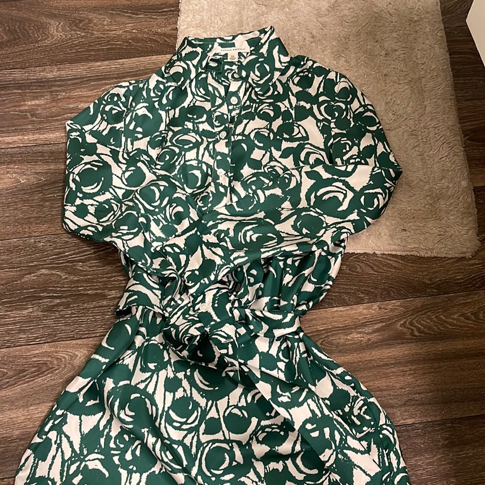 Green dress